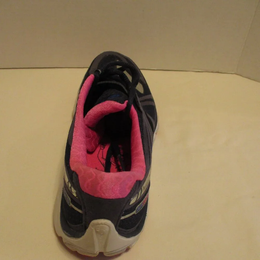 Brooks Hathaway Shoes Woman Size 9 Gray Pink Outdoor Athletic Walking Fun Shoes